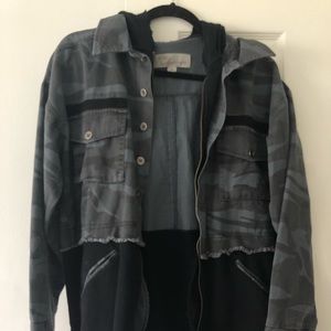 Camo denim and black sweatshirt material Jacket